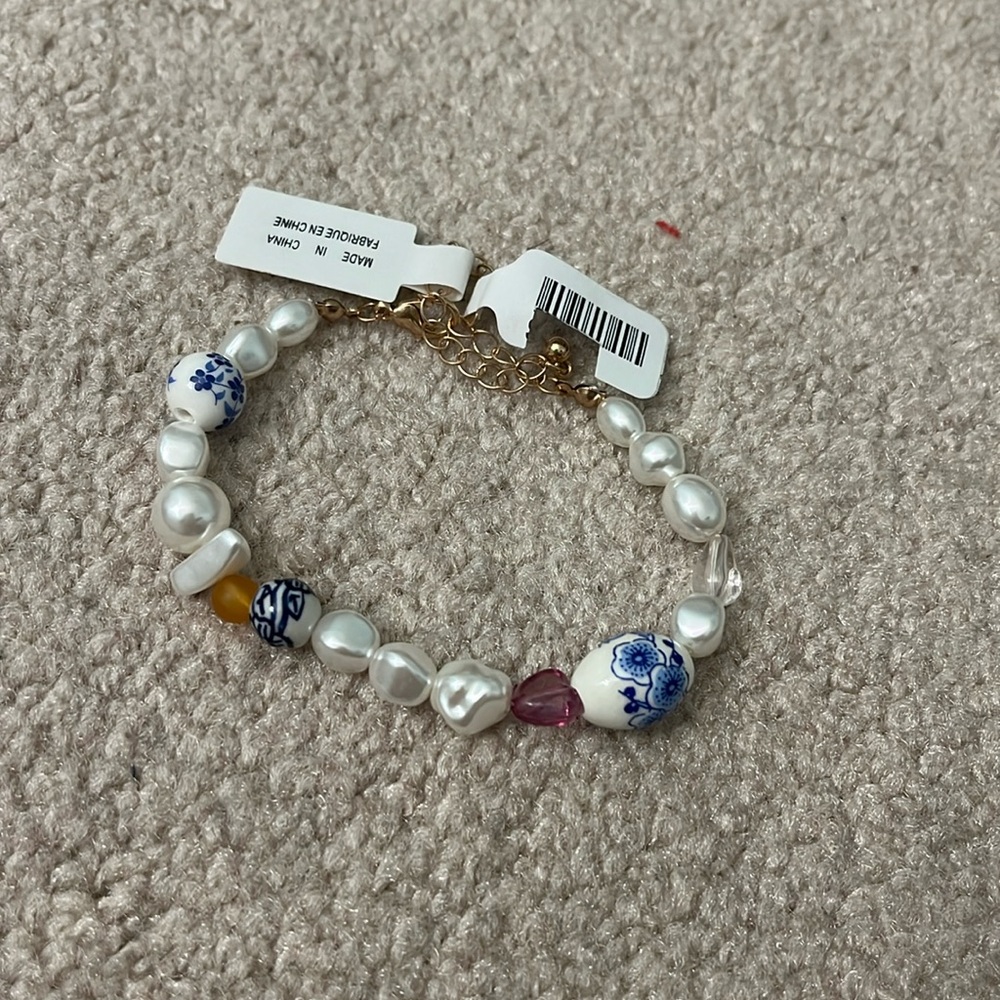 NWT adjustable bracelet
